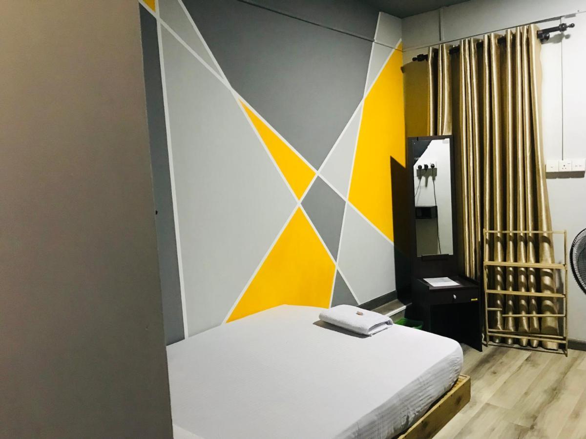 Alina Budget Hotel Kaduwela Extérieur photo